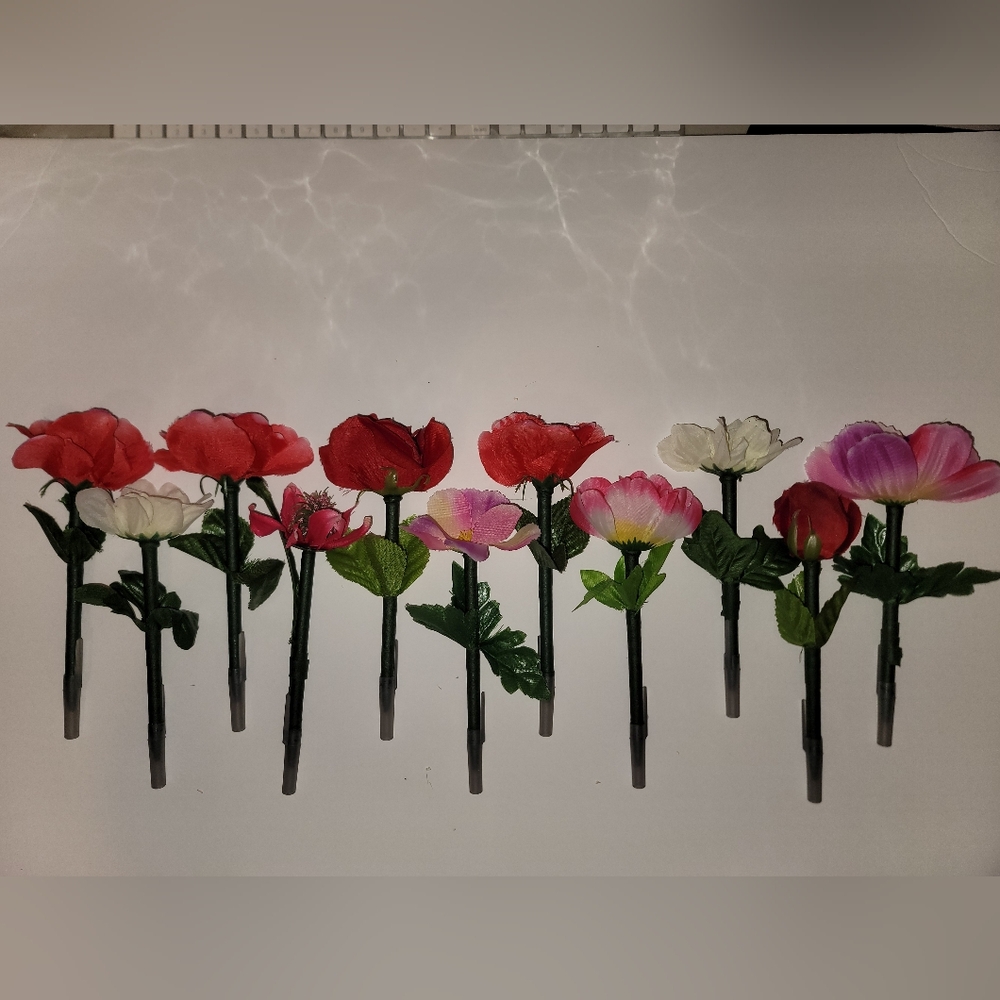 Flower pens